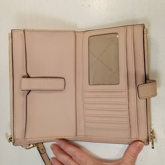 Michael Kors Jet Set Double Zip Biege Wallet Wristlet - Picture 5 of 14